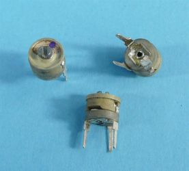 2,5-22pF TRYMER CERAMICZNY 7,0mm