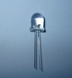 LED 10mm RED MIGAJĄCY CLEAR