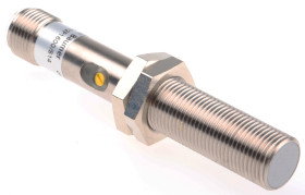 Pojemnościowy czujnik zbliżeniowy CFAM 12P1600/S14 M12 x 1 Baumer CFAM 12 4 mm Montaż wpuszczany długość 76 mm