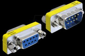 65249 Adaptor Sub-D 9Pin plug/jack