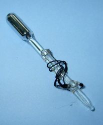 TERMOSTAT RTĘCIOWY 85°C PRZEKAŹNIK