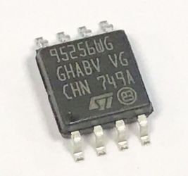 Pamięć szeregowa EEPROM SPI 256k M95256 SO8 (SMD) ST (zam.25C256)