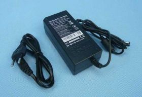 12V/5,00A BIUR.2,1/5,5 +/- ZASIL.IMP.