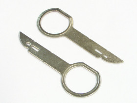 Klucz demontażowy radia samochodowego (VW,AUDI,MERC.)