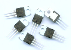 STP100NF04 100N04 N 120/120/480A 40V 300W TO-220 TRANZYSTOR