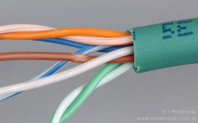 Skrętka UTP linka 4 pary 24 AWG, PVC dł.305m, zielona