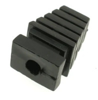 KM-ODG-67/100 Odgiętka duża do obudowy KM-67 - średnica otworu 5mm - czarna - opakowanie 100 sztuk