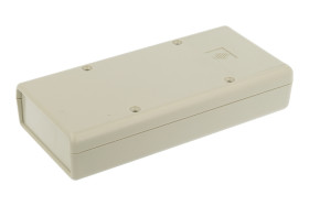 Obudowa; do przyrządów; ręczna; G537G(BC)-1$; ABS; 140mm; 66,5mm; 28mm; jasnoszary; z koszykiem na baterie; RoHS; Gainta; 1 pane