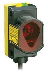 Czujniki fotoelektryczne Retrorefleksyjny cylindryczny Banner NPN zakres 6,5 m LED