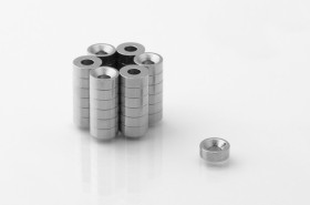 8x3/3.5 mm Annular N38 Neodymium Magnet - for Flat Screw