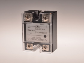 Przekaźnik SSR 40A DC-DC ( in: 5-32VDC / out: 5-220VDC )