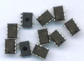 VIPER06XN DIL8/7-PIN UKŁAD SCALONY