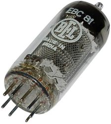 Lampy elektronowe EBC EBC 81 = 6 BD 7 A BTB Vertrieb EBC 81 = 6 BD 7 A Ilość styków 9 Trzonek Noval Opis: Dioda podwójna