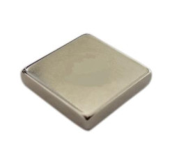 MAGNES NEODYMOWY 19x19x4,5mm.