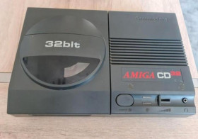 CD32 set recapped with accesoires