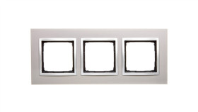 Simon 54 Nature Ramka Potrójna Metal Satynowy Blask Drn3/79