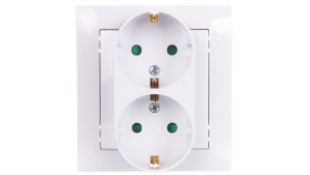 Impresja Gniazdo Podwójne Z/U Schuko Z Przesłonami Białe Gp-2Ysp/00