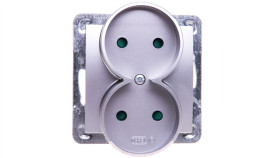 Impresja Gniazdo Podwójne B/U Z Przesłonami Srebrne Gp-2Yrp/M/18