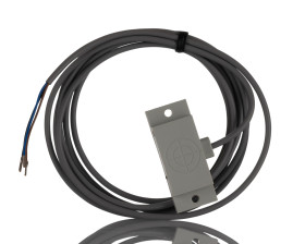 Czujnik zbliżeniowy Pojemnościowy 10 mm RS PRO Niewpuszczany 10 → 30 V DC długość 50mm w obudowie prostokątnej