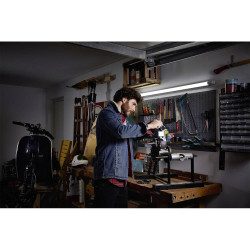 LEDVANCE 4058075266513 LED Power Batten 600 mm 25 W 3000 K Warm White