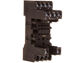 Podstawa przekaźnika PT ze stykami 4P standardowa szer. 28mm przył. śrubowe LZS:PT78740