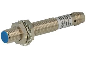 Czujnik; indukcyjny; LM8-3001NAT; NPN; NO; 1mm; 6÷36V; DC; 150mA; cylindryczny metalowy; fi 8mm; 50mm; zabudowany; ze złączem M8