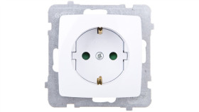 Karo Gniazdo Pojedyncze Z/U Schuko Z Przesłonami Białe Gp-1Ssp/M/00