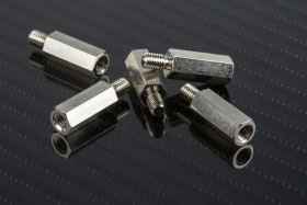 Kołek dystansowy gwint M5 x M5 długość 20mm Mosiądz Męski/żeński Sześciokątny Wurth Elektronik