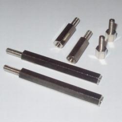 Słupek dystansowy 35mm z gwintem zew/wew SL35Z