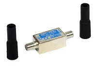 WAPTV28 Wzmacniacz do anten TV, przelotowy, wzmocnienie 23/28dB, zakres: 174-790MHz (VHF/UHF)