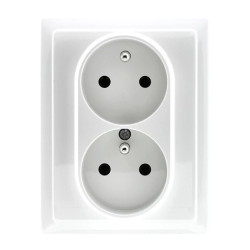 VENA Gniazdo podwójne z uziemieniem typ czeski 2x2P+Z 16A 250V 510237