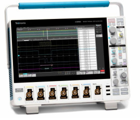 Oscyloskop 1GHz Tektronix Stacjonarny Analogowy MSO44B