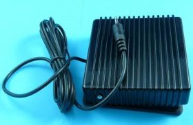 PRZEŁ.KWADRATOWY NOŻNY 3A/250V