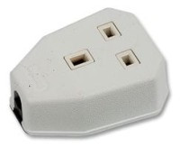 GAC250GB-WKB Gniazdo 230V - standard brytyjski - 3 biegunowe 13A, 230V na kabel, białe