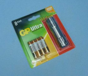 LR-6 GP ULTRA 8-SZT+LATARKA 3xR-03