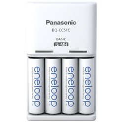Panasonic 52051E40 Basic USB Charger &#x2B; 4x Eneloop AA Long-life Eco-friendly
