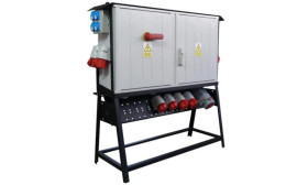 Rozdzielnica budowlana ERB400A1 na stojaku, IP54, gniazda: 2x CEE 63A, 4x CEE 32A, 8x GS 230V, RBK1