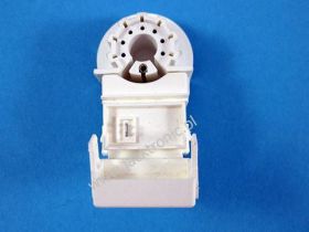 KOSZYK BATERII R6x4 ZAMYKANY Z PRZEŁ(44)