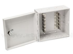 Skrzynka rozdzielcza, na 50 par, 5 łączówek LSA, zamykana na klucz