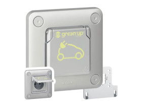 SOLIROC Gniazdo pojedyncze z uziemieniem Green'UP z klapką IP55/K10 077897 LEGRAND