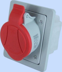 Gniazdo skośne podtynkowe z ramką 5P 32A 400V czerwone GSP 32/5 IP-44 921855