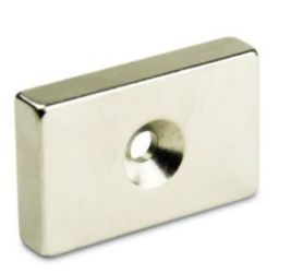 Magnes neodymowy 20x10x5 mm z otworem 9x4,5