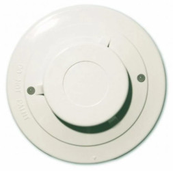 Czteroprzewodowy czujnik dymu, zasilanie 12 V, wyjście przekaźnikowe NO, NB 338 - 4 czujnik dymu