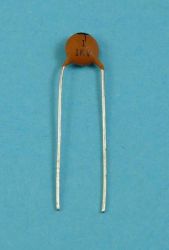 1,0pF/1kV 5mm KOND.CERAM.100SZT