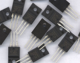 STP5NK50ZFP P5NK50ZFP N 5A 500V TO-220F TRANZYSTOR