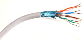 Kabel skrętka premium kat. 5e F UTP PVC, 500m (GF-5FTP-PVC-500) GETFORT