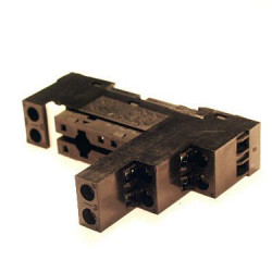 Podstawka przekaźnika z zaciskami śrubowymi RS-M04