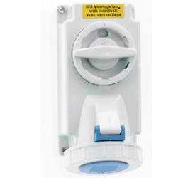 Gniazdo naścienne z wyłącznikiem i podwójną blokadą mechaniczną 16A 3p 230V IP67 160048