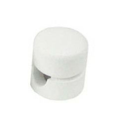 Biały uchwyt do przymocowania na suficie kabla w oplocie do lamp i opraw