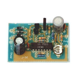 J-032 Zasilacz do walkmana,